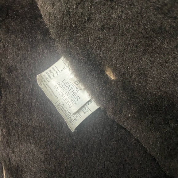 Kids Shearling Winter Jacket by Salvatore Ferragamo - Size 6yo - mint condition - Picture 8 of 8